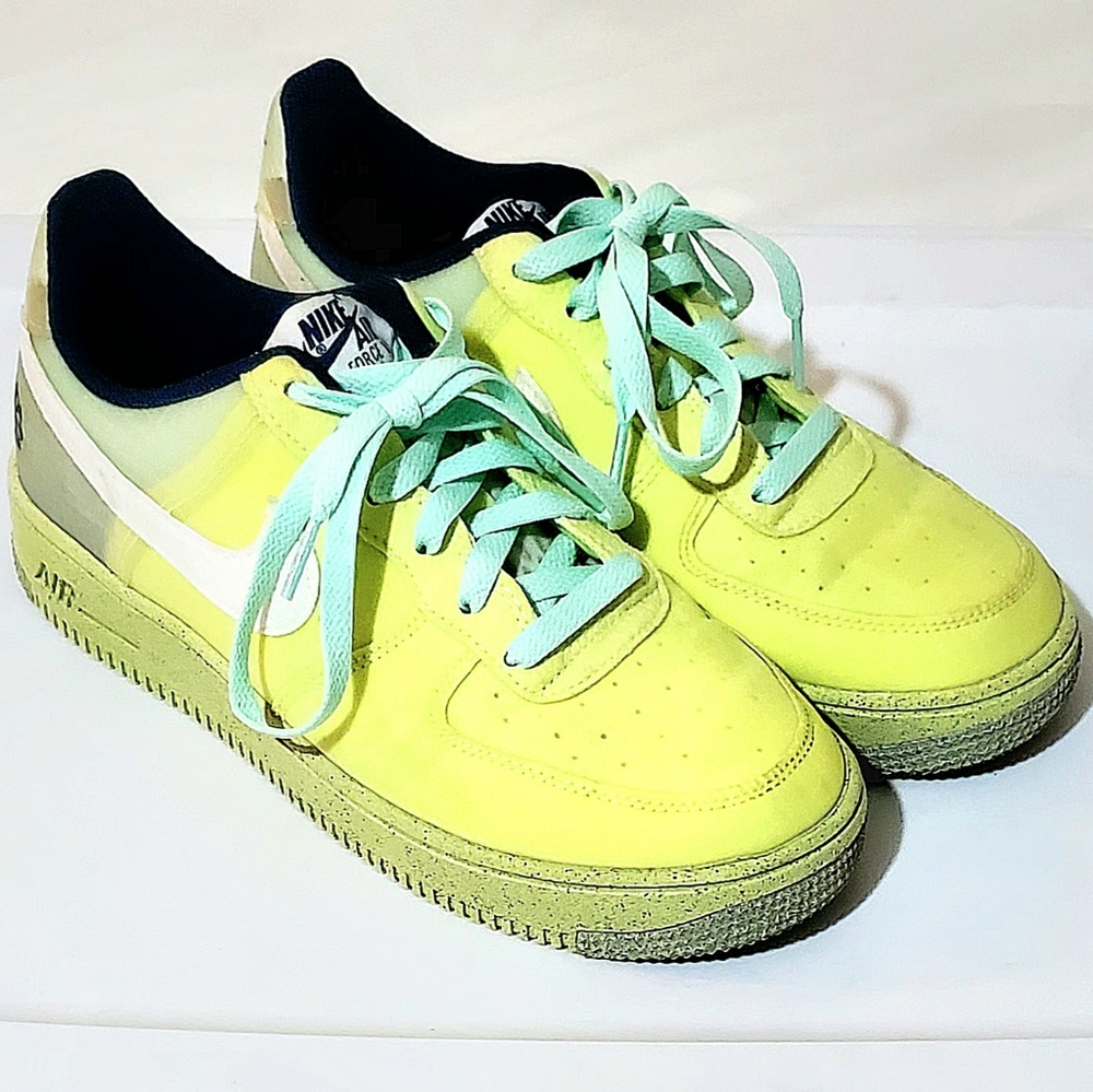 NIKE AIR FORCE 1 CRATER GS RUNNING SHOES. Sz: 7Y WOMENS Sz: 8.5 MENS Sz: 7